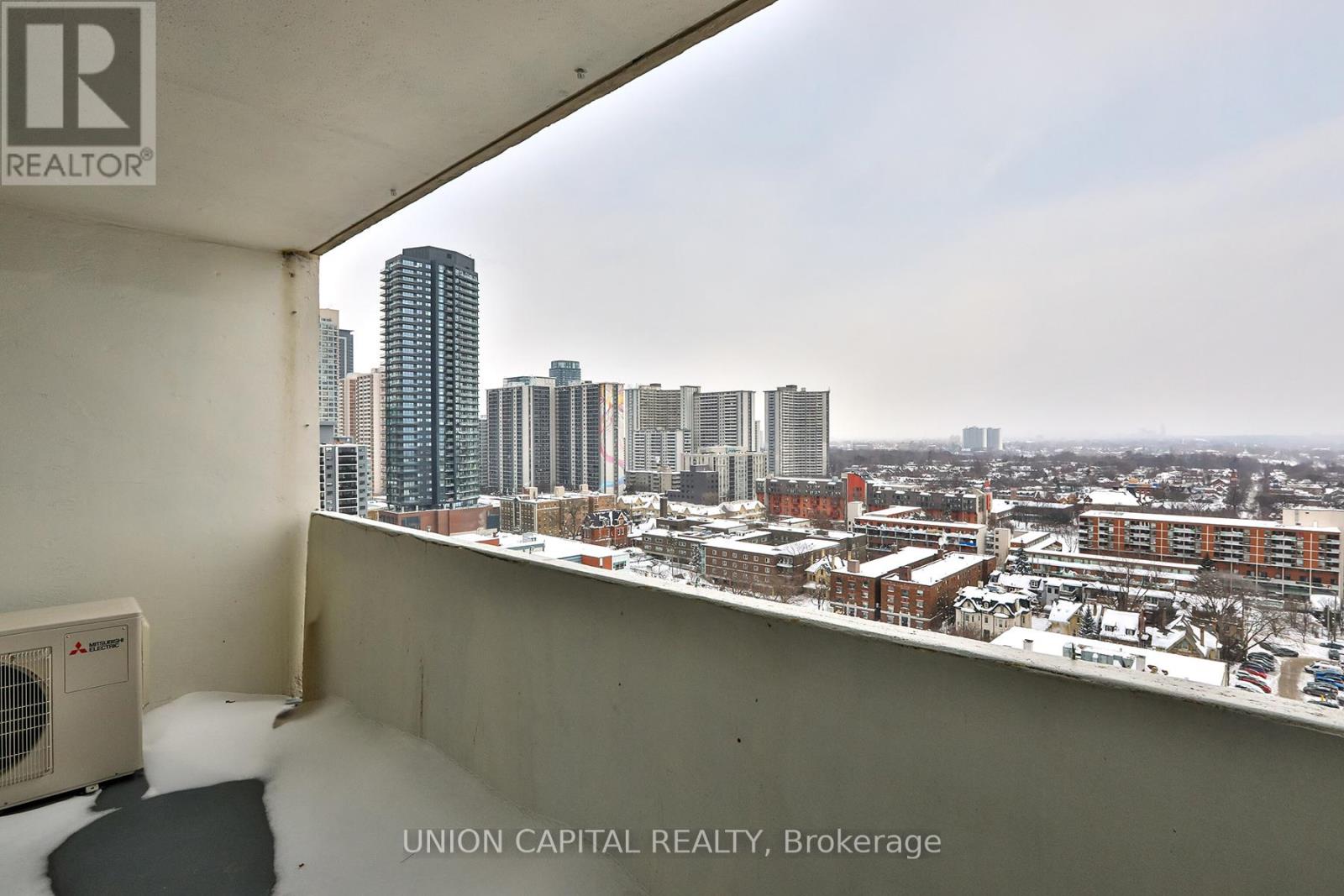 2112 - 40 Homewood Avenue, Toronto, Ontario  M4Y 2K2 - Photo 13 - C12801226