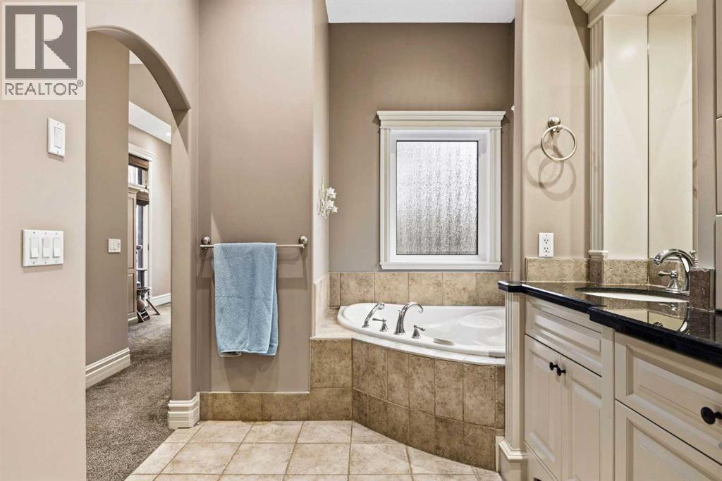 140 Gleneagles Landing, Cochrane, Alberta  T4C 1W3 - Photo 13 - A2287384