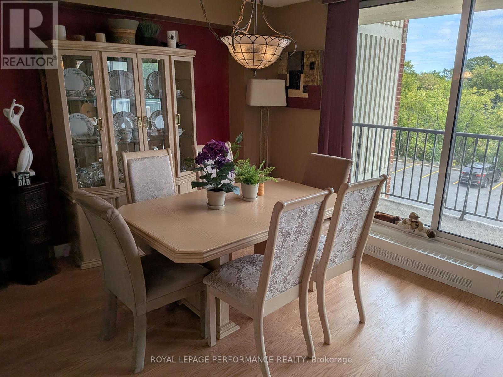 309 - 665 Bathgate Drive, Ottawa, Ontario  K1K 3Y4 - Photo 7 - X12796400