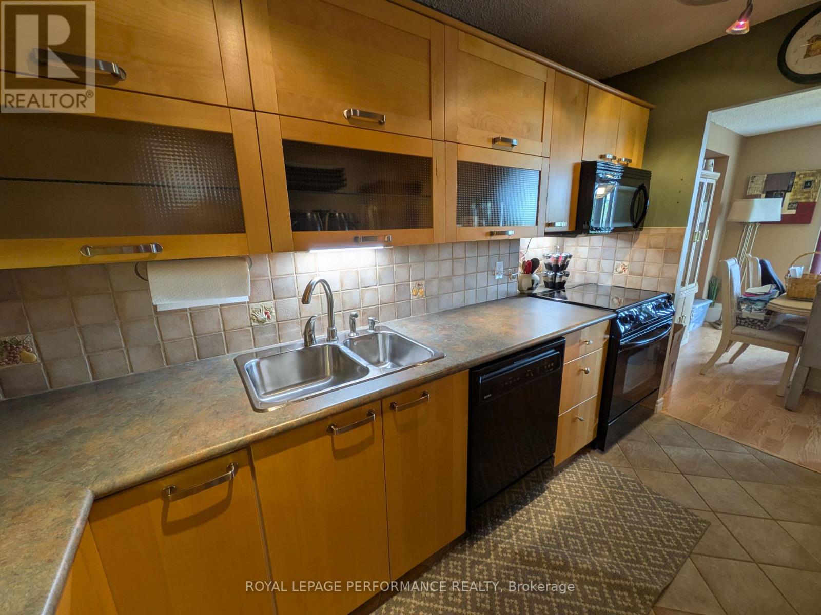 309 - 665 Bathgate Drive, Ottawa, Ontario  K1K 3Y4 - Photo 8 - X12796400