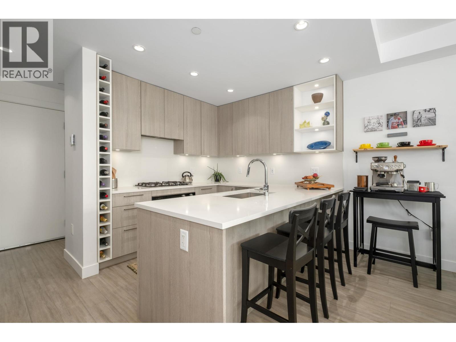 111 747 E 3rd Street, North Vancouver, British Columbia  V7L 1G8 - Photo 13 - R3081817