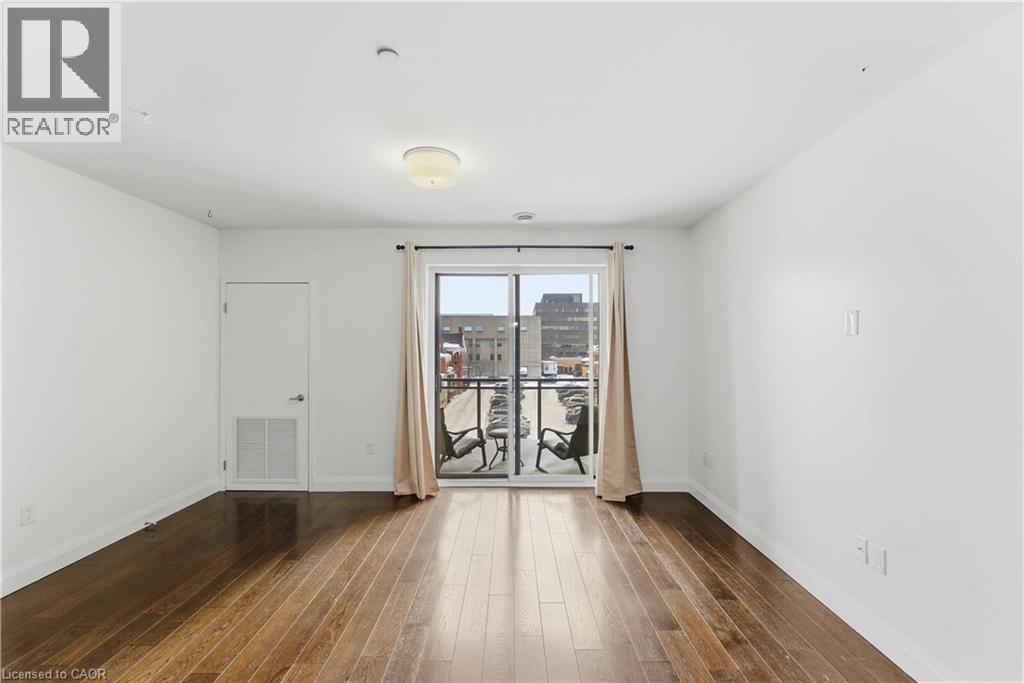 26 Wellington Street Unit# 404, St. Catharines, Ontario  L2R 6Y8 - Photo 7 - 40806244