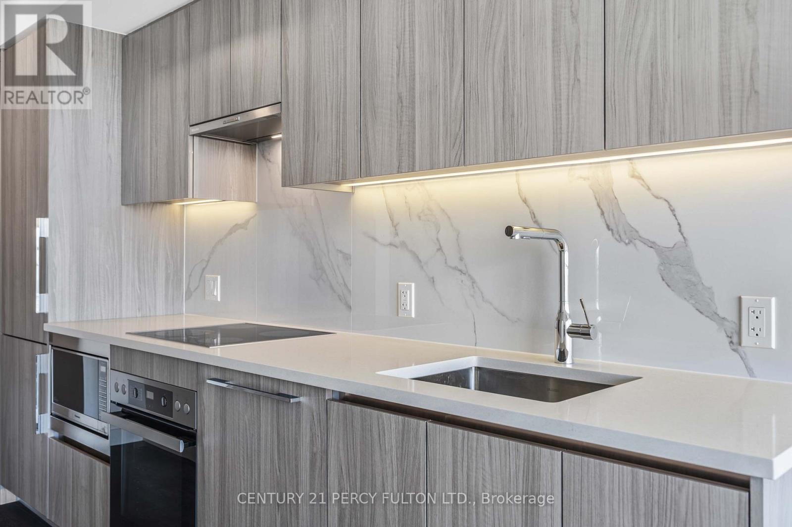 5107 - 3 Concord Cityplace Way, Toronto, Ontario  M5V 3M5 - Photo 13 - C12801586