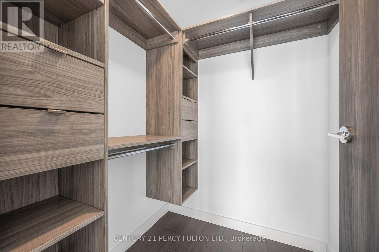 5107 - 3 Concord Cityplace Way, Toronto, Ontario  M5V 3M5 - Photo 18 - C12801586