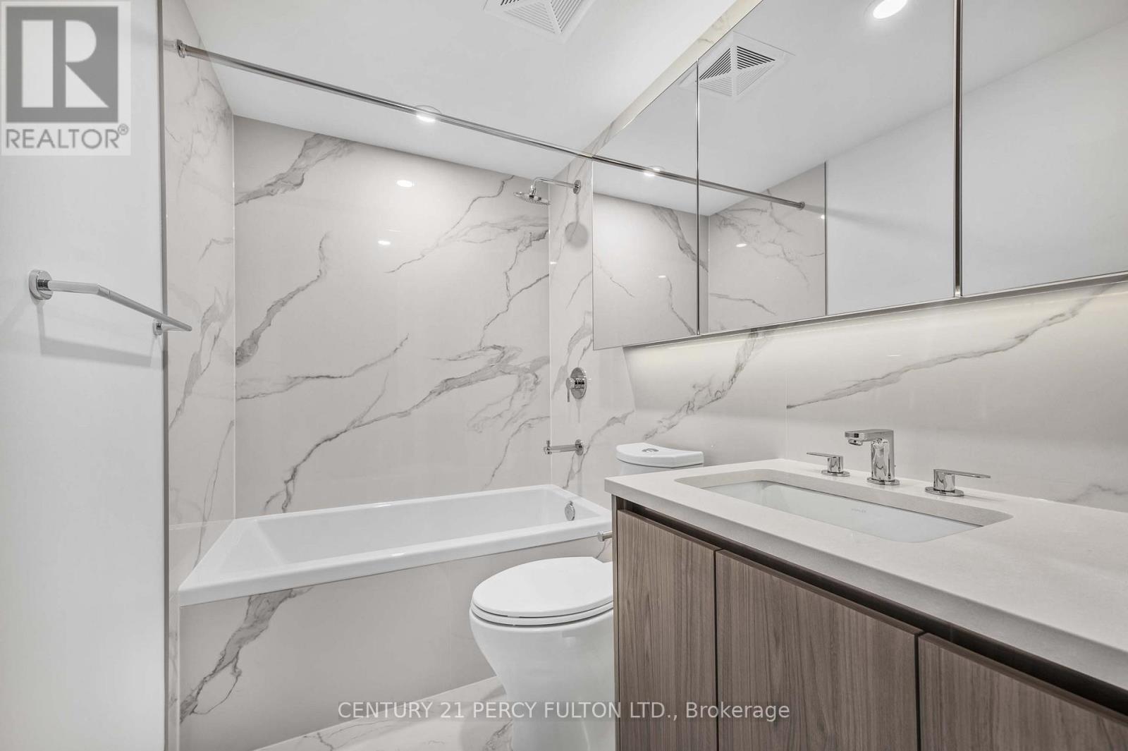 5107 - 3 Concord Cityplace Way, Toronto, Ontario  M5V 3M5 - Photo 19 - C12801586