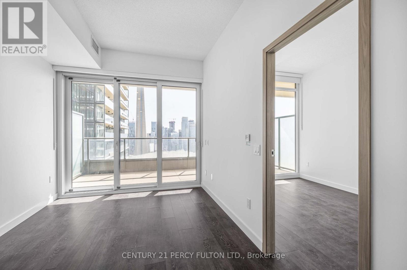 5107 - 3 Concord Cityplace Way, Toronto, Ontario  M5V 3M5 - Photo 4 - C12801586