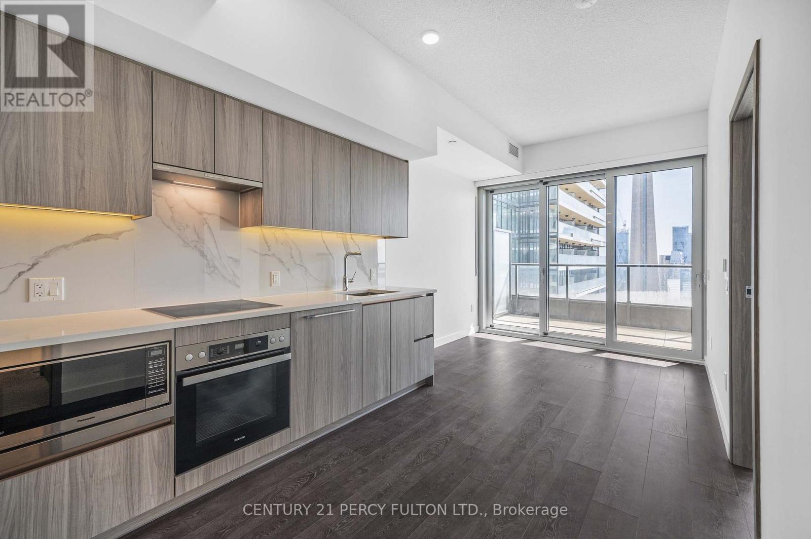 5107 - 3 Concord Cityplace Way, Toronto, Ontario  M5V 3M5 - Photo 9 - C12801586