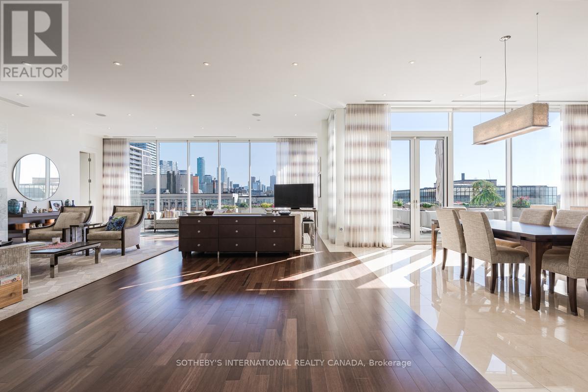 1201 - 155 Cumberland Street, Toronto, Ontario  M5R 1A2 - Photo 4 - C12801642