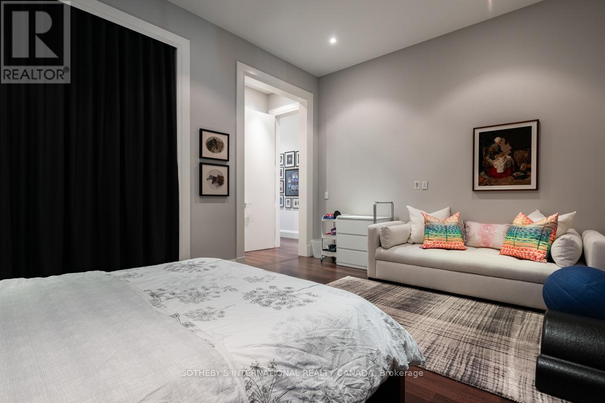 1201 - 155 Cumberland Street, Toronto, Ontario  M5R 1A2 - Photo 30 - C12801652