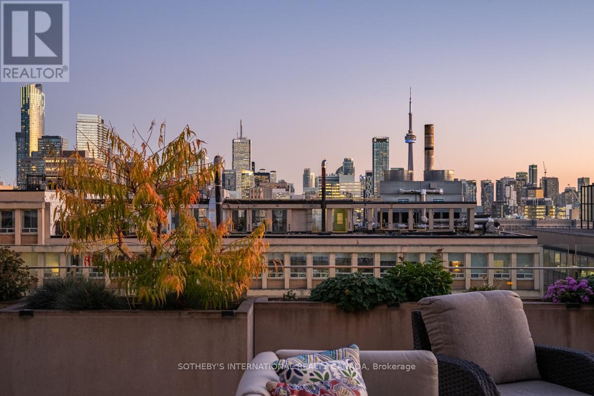 1201 - 155 Cumberland Street, Toronto, Ontario  M5R 1A2 - Photo 42 - C12801652