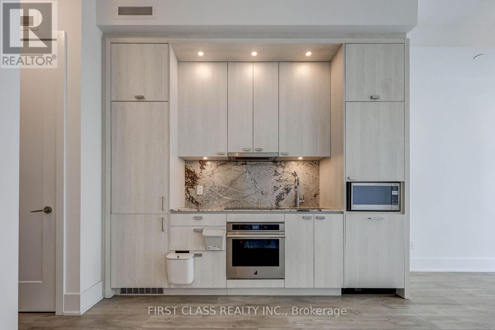 2309 - 470 Front Street W, Toronto, Ontario  M5V 0V6 - Photo 4 - C12801676