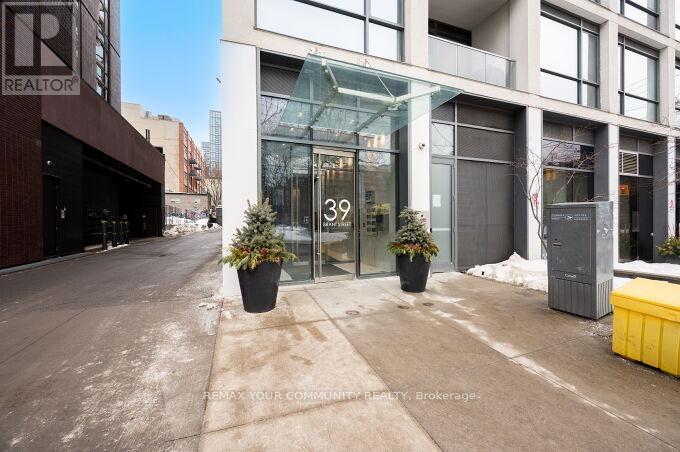 Ph11 - 39 Brant Street, Toronto, Ontario  M5V 0M8 - Photo 40 - C12801754