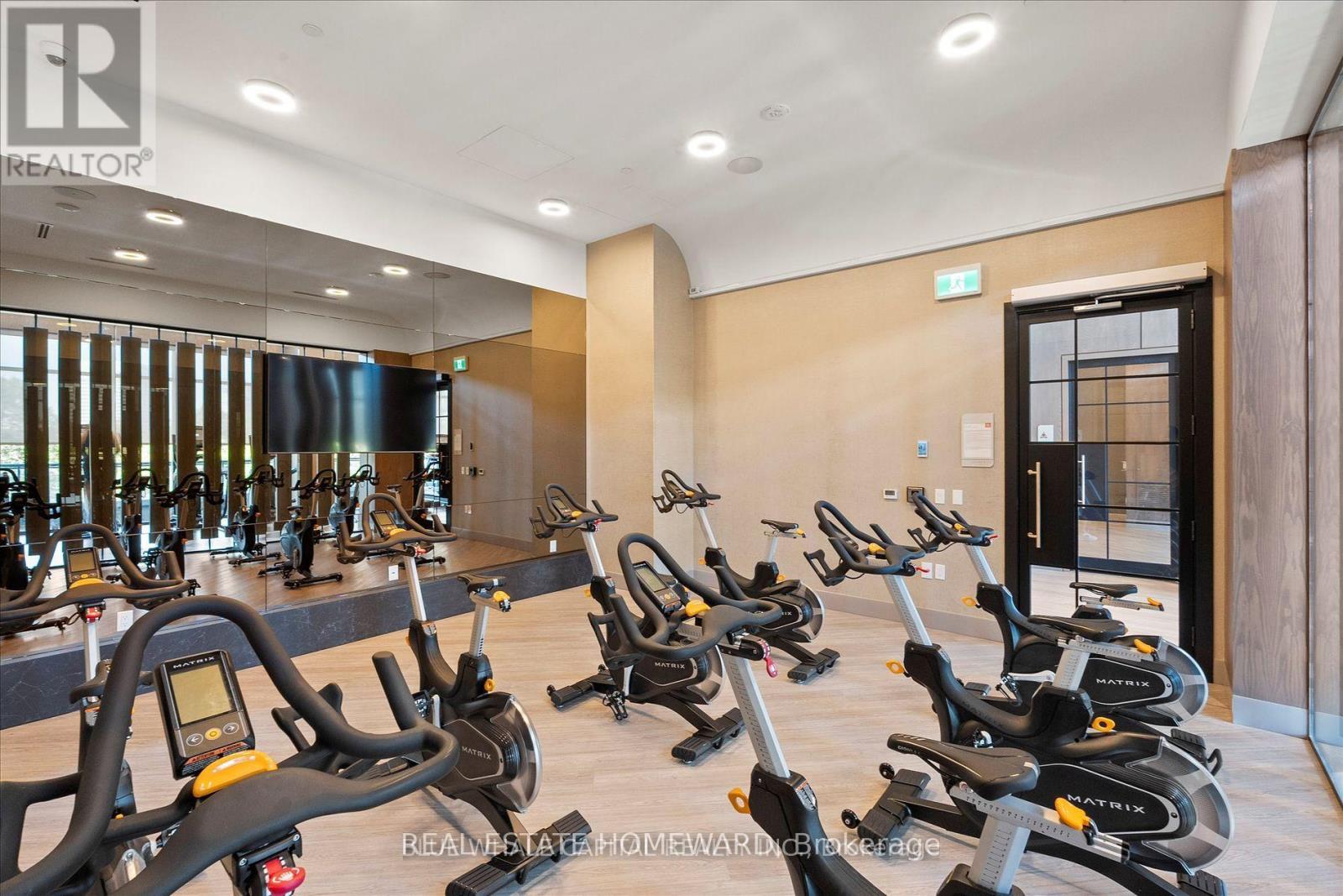 2039 - 20 Inn On The Park Drive, Toronto, Ontario  M3C 0P8 - Photo 30 - C12801768