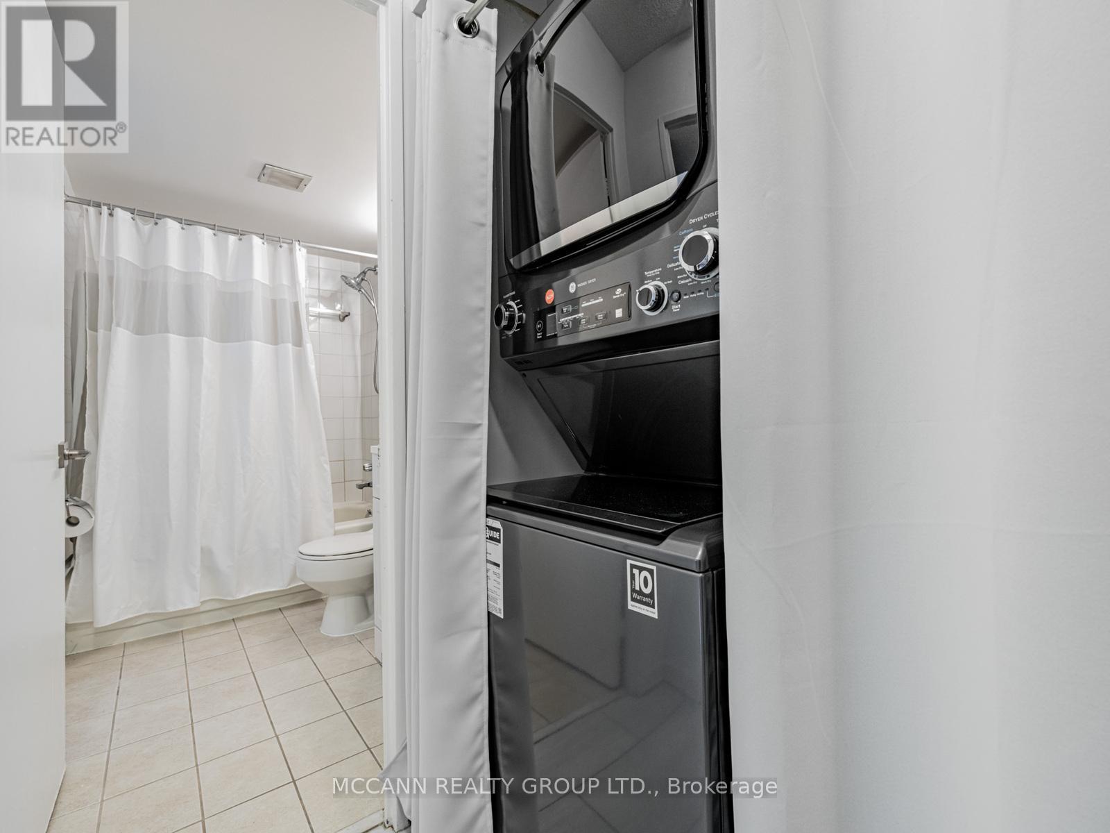 1102 - 25 Maitland Street, Toronto, Ontario  M4Y 2W1 - Photo 14 - C12801792