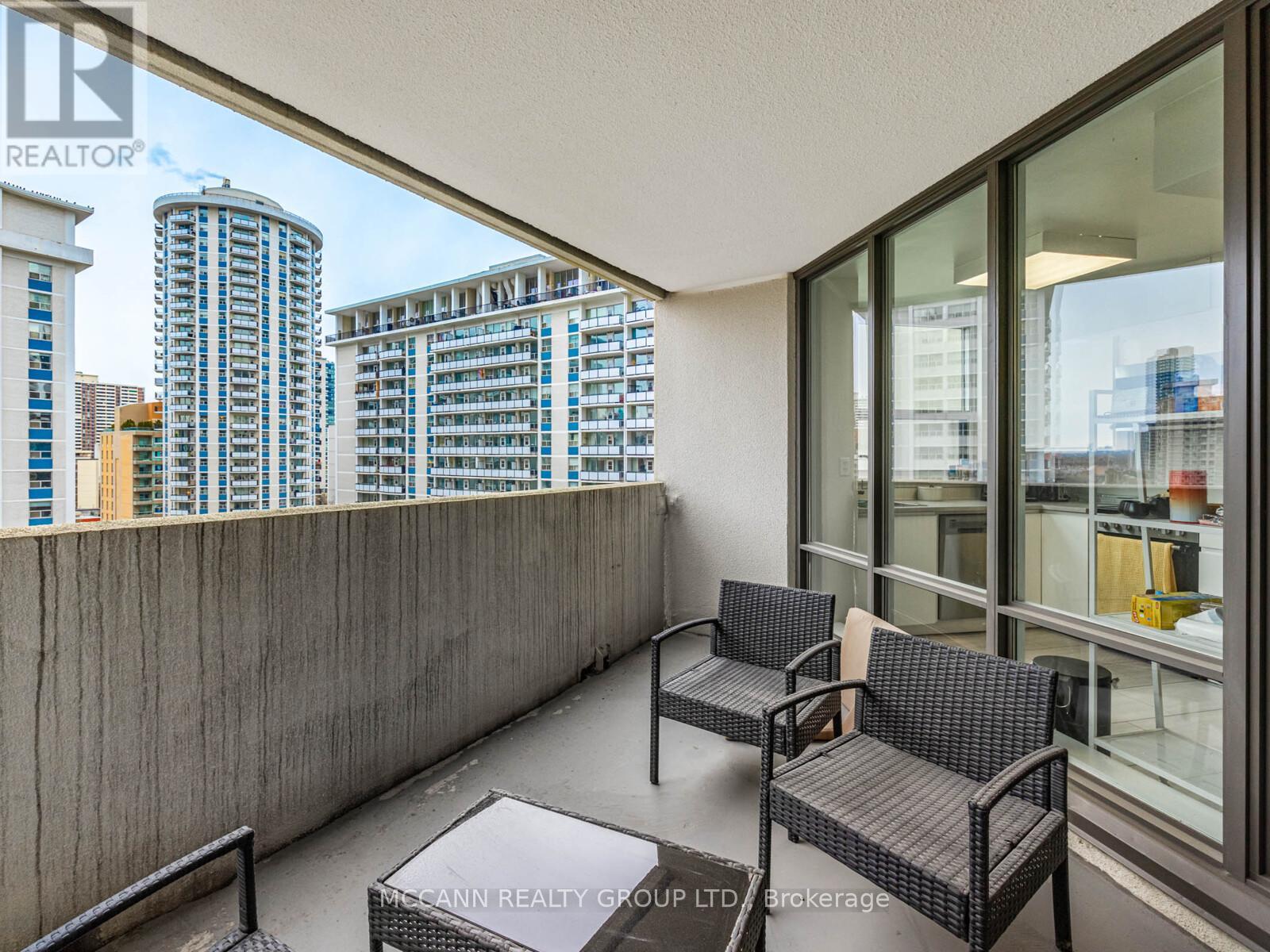 1102 - 25 Maitland Street, Toronto, Ontario  M4Y 2W1 - Photo 24 - C12801792