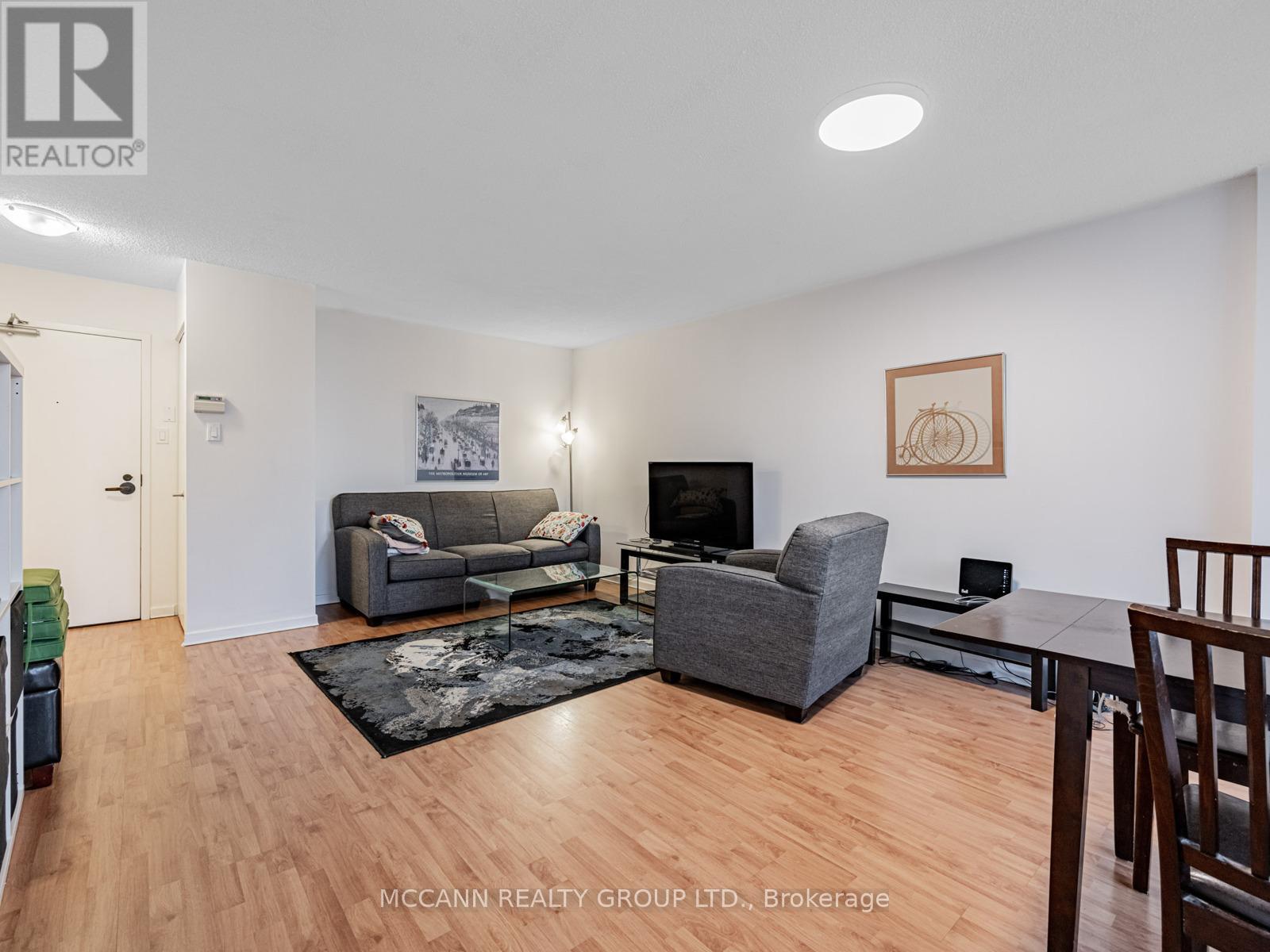 1102 - 25 Maitland Street, Toronto, Ontario  M4Y 2W1 - Photo 6 - C12801792