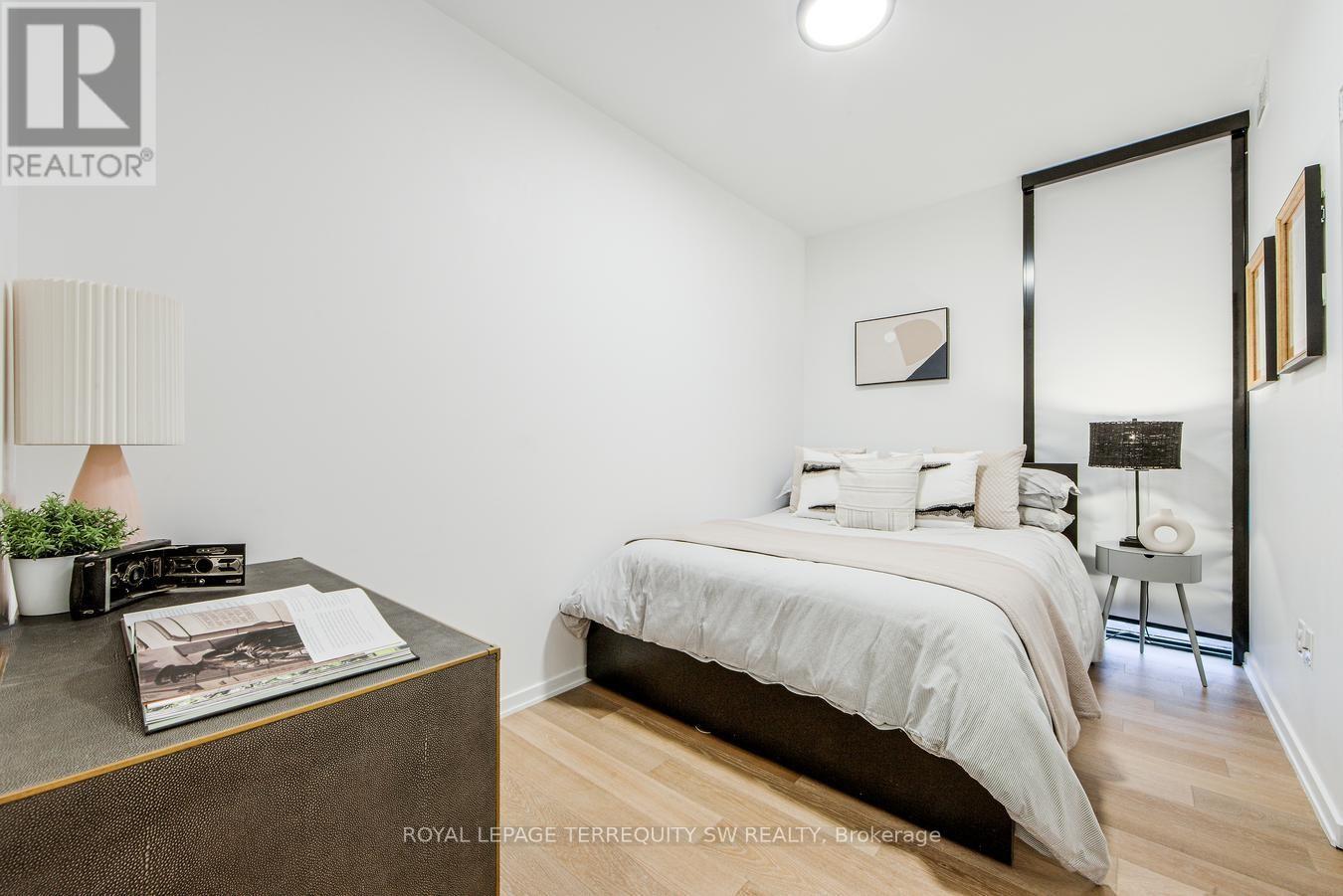 901 - 41 Dovercourt Road, Toronto, Ontario  M6J 3C2 - Photo 9 - C12801806