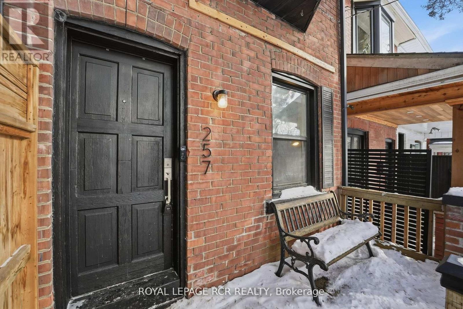 257 Rhodes Avenue, Toronto, Ontario  M4L 3A2 - Photo 2 - E12801566