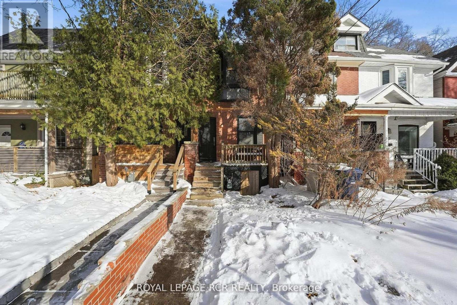 257 Rhodes Avenue, Toronto, Ontario  M4L 3A2 - Photo 39 - E12801566