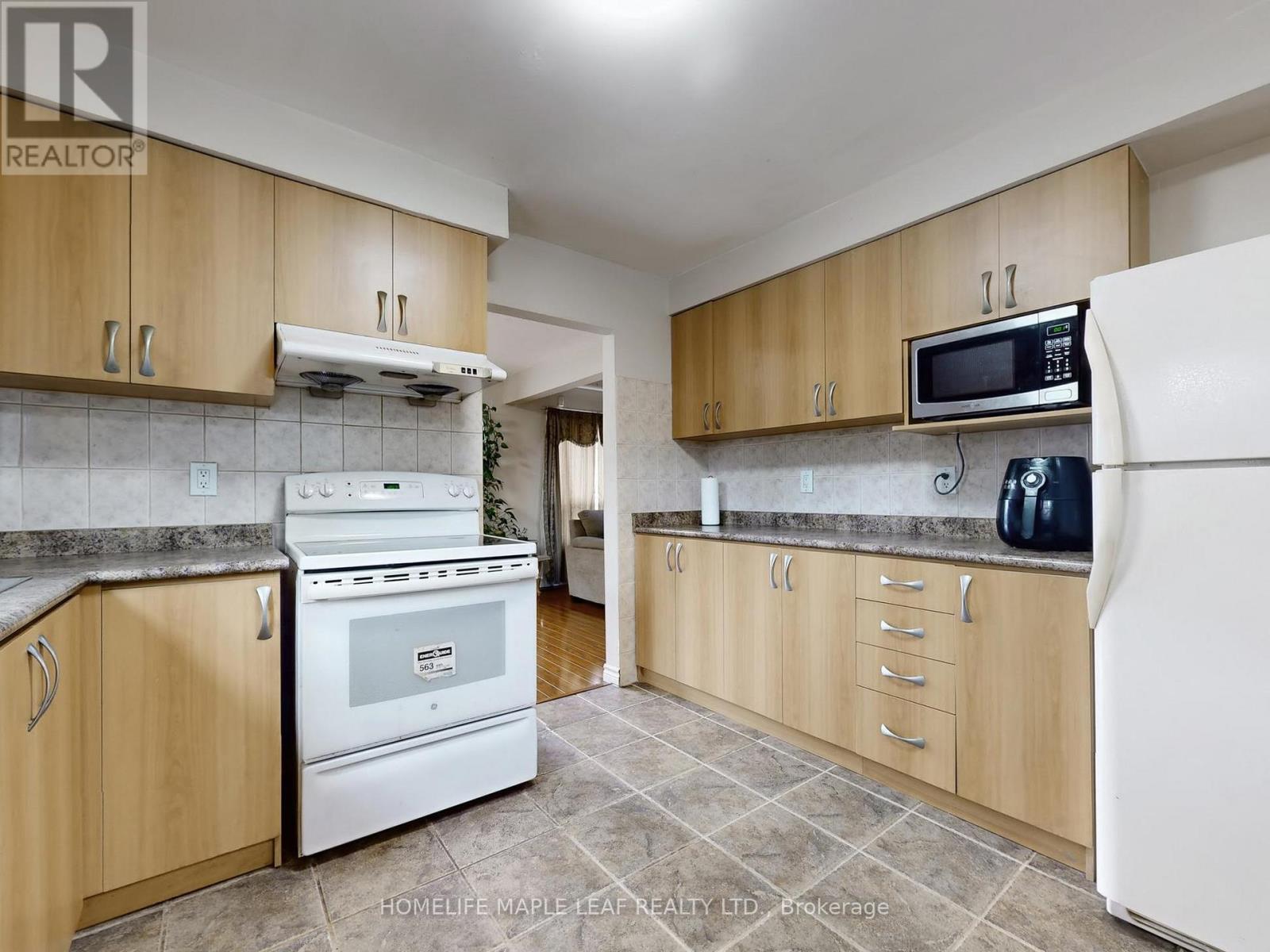 39 Lamay Crescent, Toronto, Ontario  M1X 1J2 - Photo 12 - E12801646