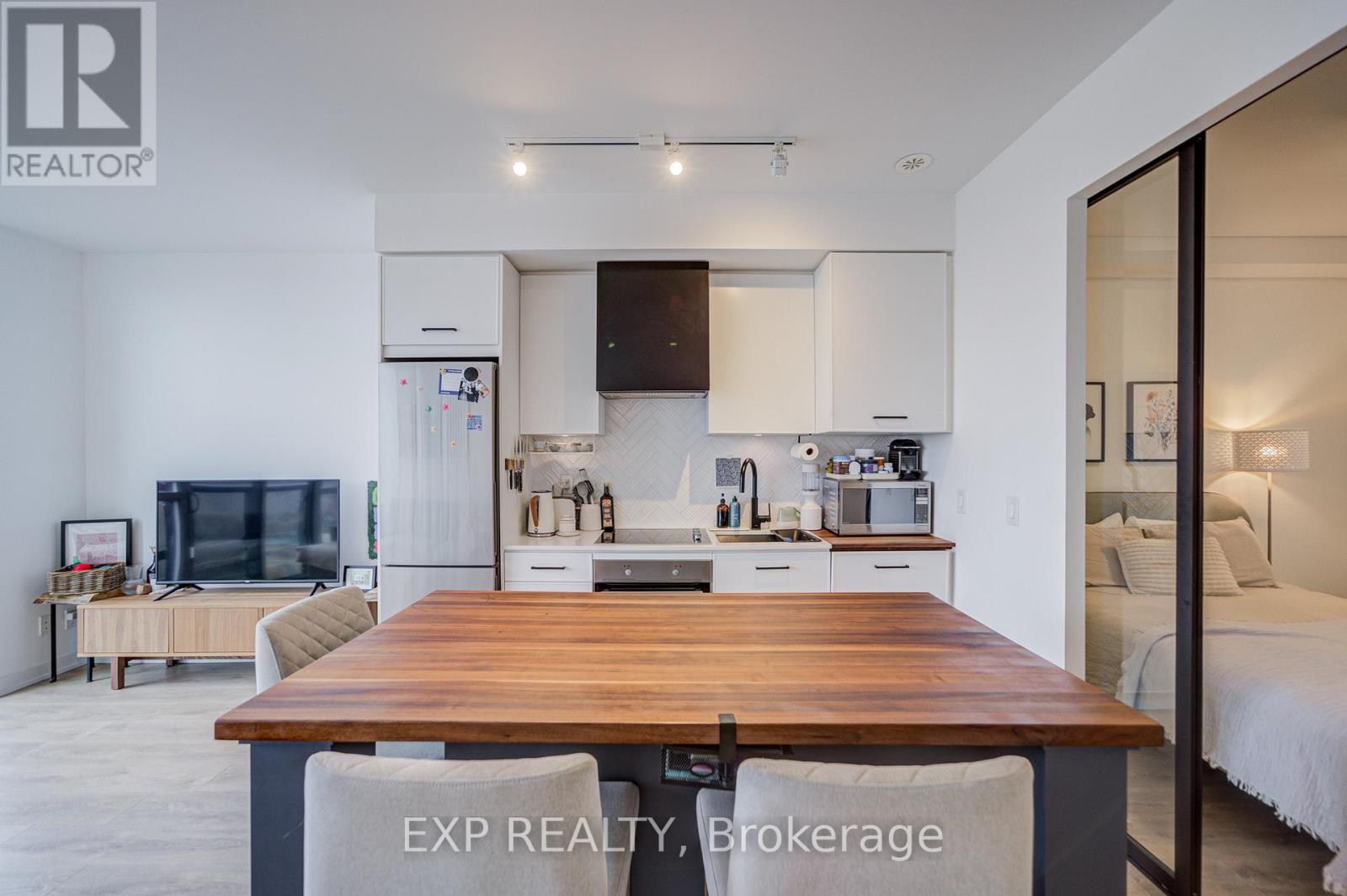 604 - 899 Queen Street E, Toronto, Ontario  M4M 0C8 - Photo 7 - E12801724