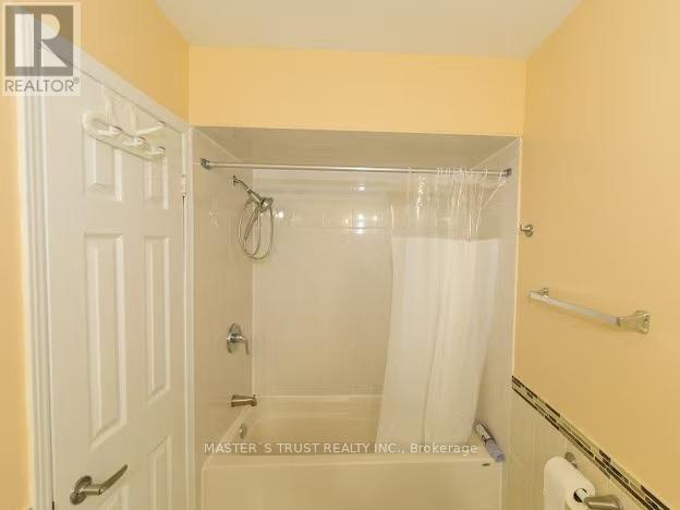 55 Danjohn Crescent, Toronto, Ontario  M1V 3N2 - Photo 2 - E12801742