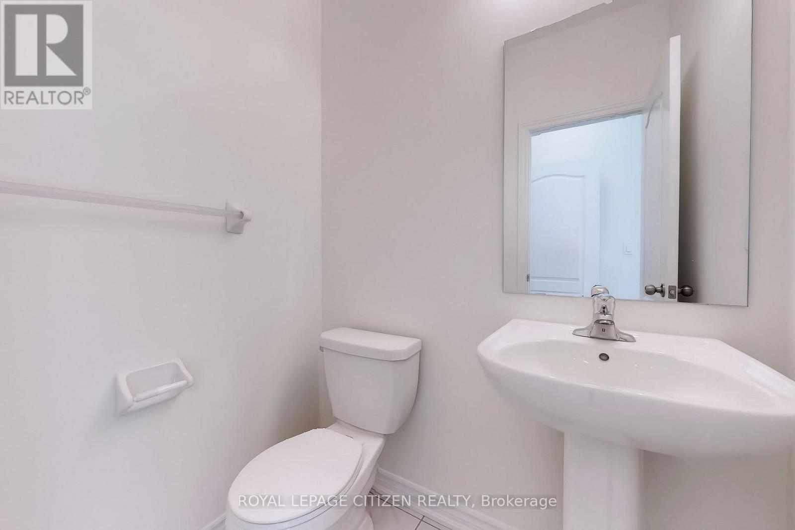 140 Hawkins Street, Georgina, Ontario  L0E 1R0 - Photo 20 - N12801534