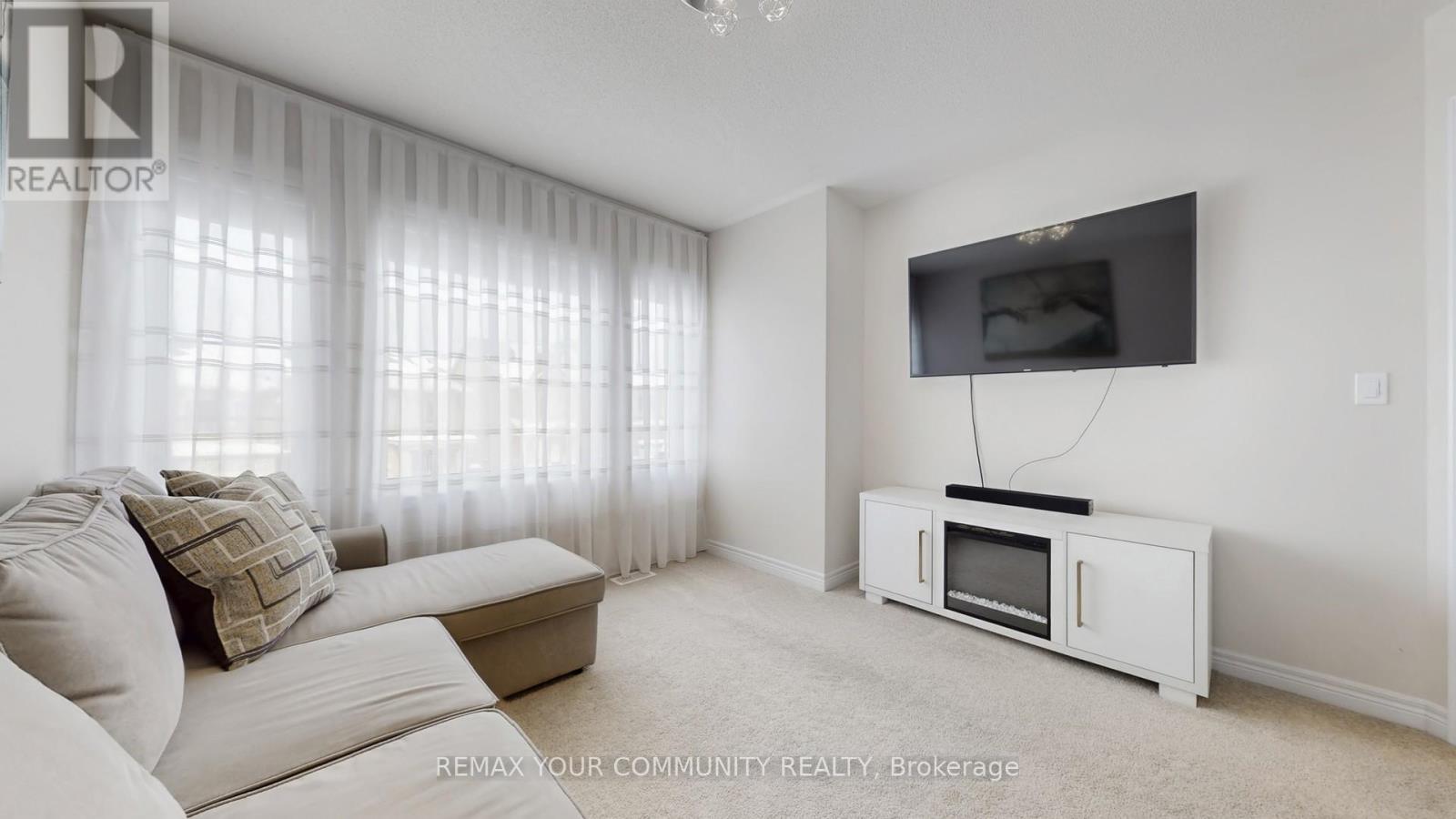 9 Applegate Drive, East Gwillimbury, Ontario  L9N 0R2 - Photo 37 - N12801560