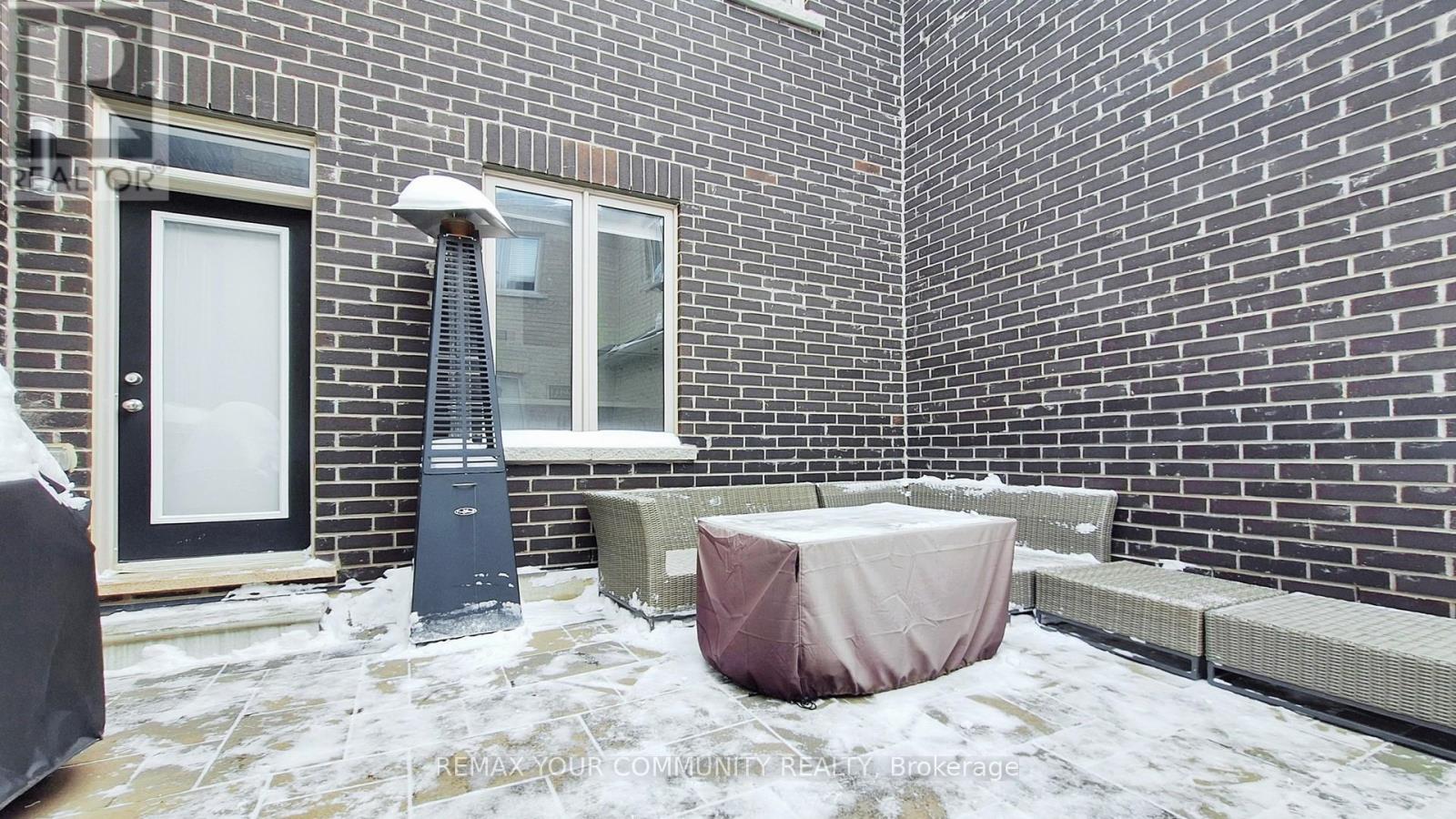 9 Applegate Drive, East Gwillimbury, Ontario  L9N 0R2 - Photo 43 - N12801560