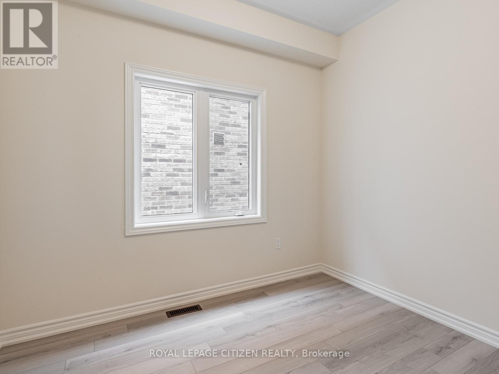 4 Heather Fullerton Road, Georgina, Ontario  L0E 1R0 - Photo 18 - N12801588