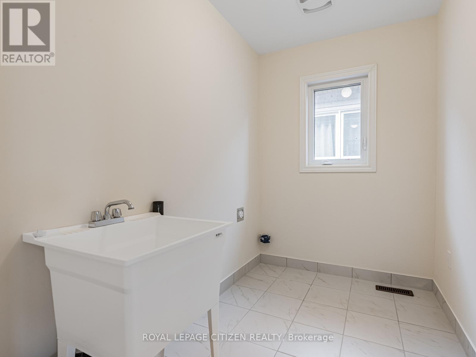 4 Heather Fullerton Road, Georgina, Ontario  L0E 1R0 - Photo 28 - N12801588