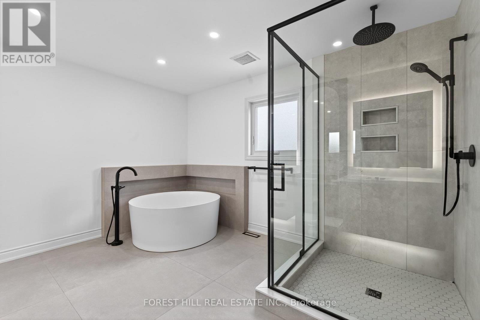 16 Casson Place, Markham, Ontario  L3R 0G2 - Photo 24 - N12801610