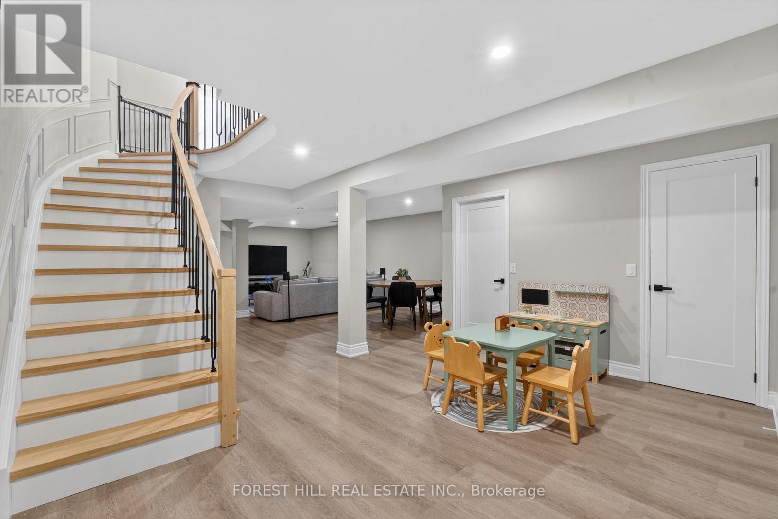 16 Casson Place, Markham, Ontario  L3R 0G2 - Photo 29 - N12801610