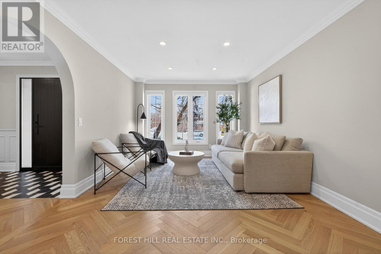 16 Casson Place, Markham, Ontario  L3R 0G2 - Photo 4 - N12801610