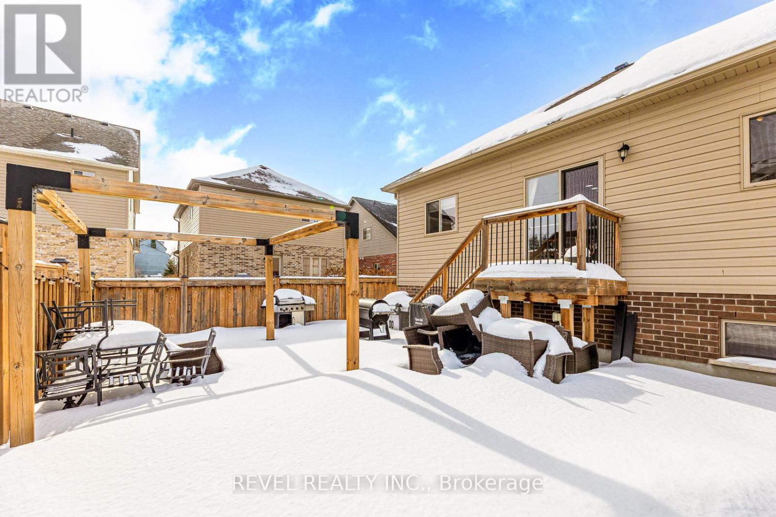 27 Carleton Trail, New Tecumseth (Beeton), Ontario  L0G 1A0 - Photo 15 - N12801626