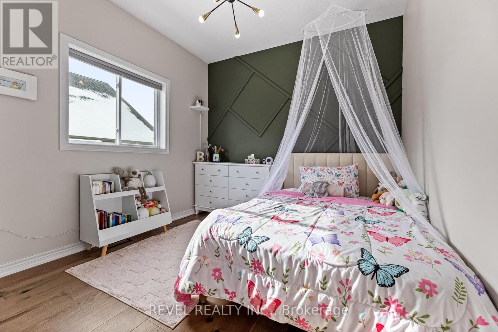 27 Carleton Trail, New Tecumseth (Beeton), Ontario  L0G 1A0 - Photo 23 - N12801626