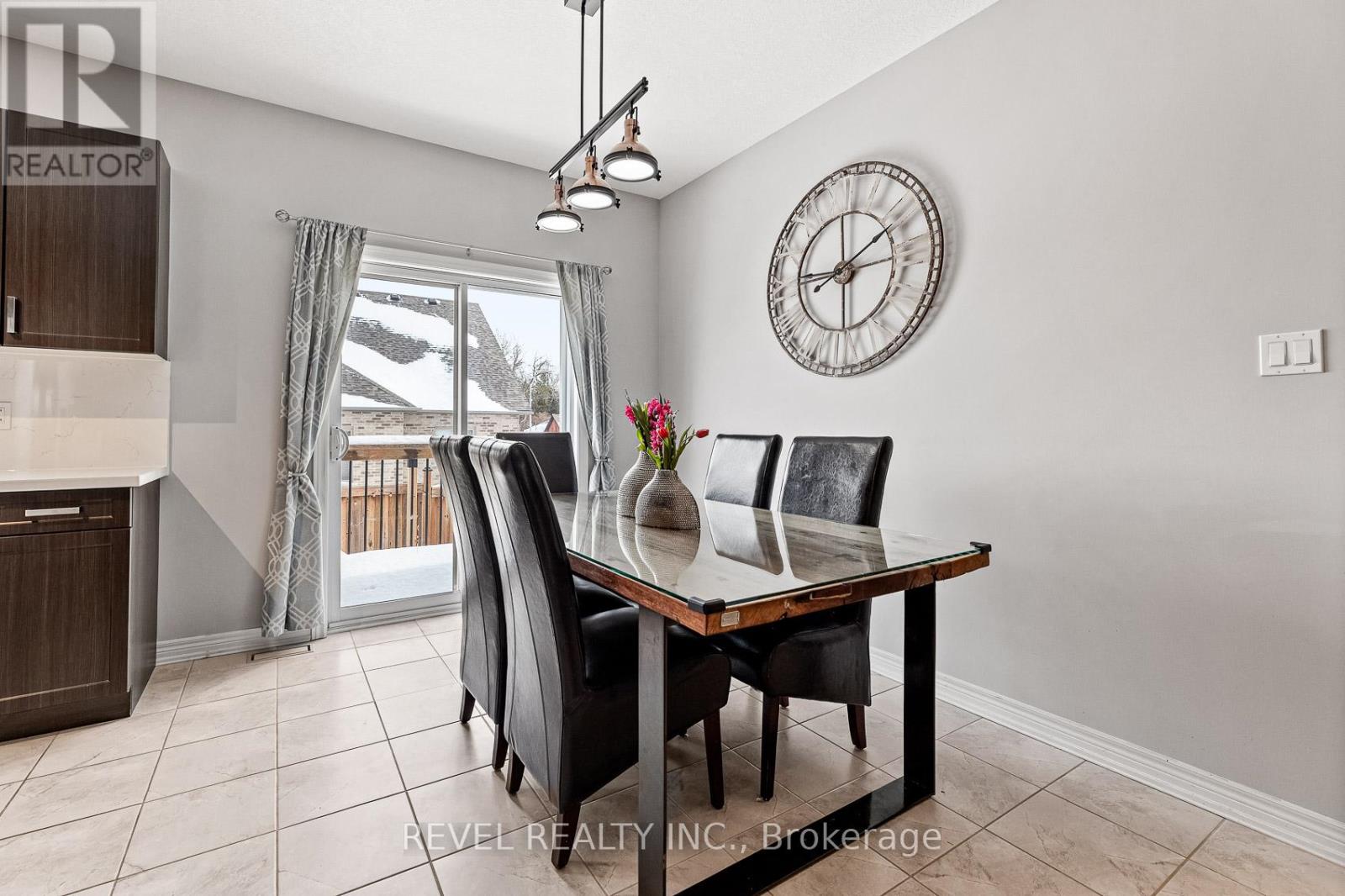 27 Carleton Trail, New Tecumseth (Beeton), Ontario  L0G 1A0 - Photo 29 - N12801626