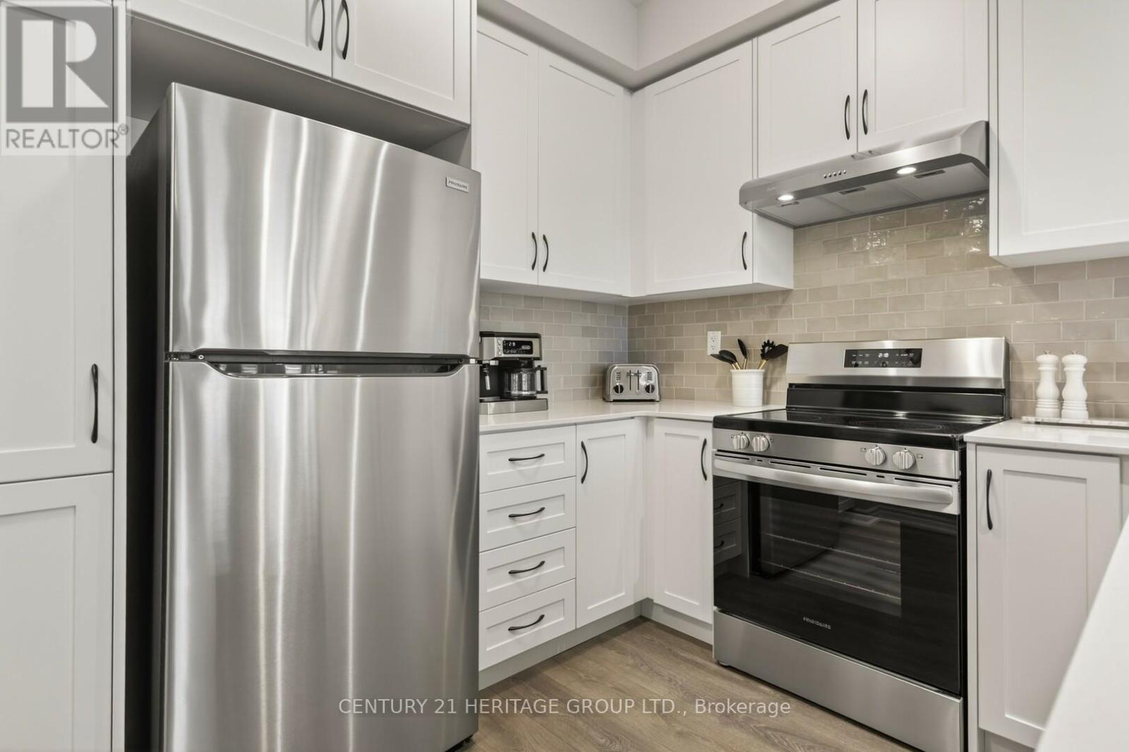 6 Mel Irving Drive, Bradford West Gwillimbury (Bradford), Ontario  L3Z 4P1 - Photo 14 - N12801690