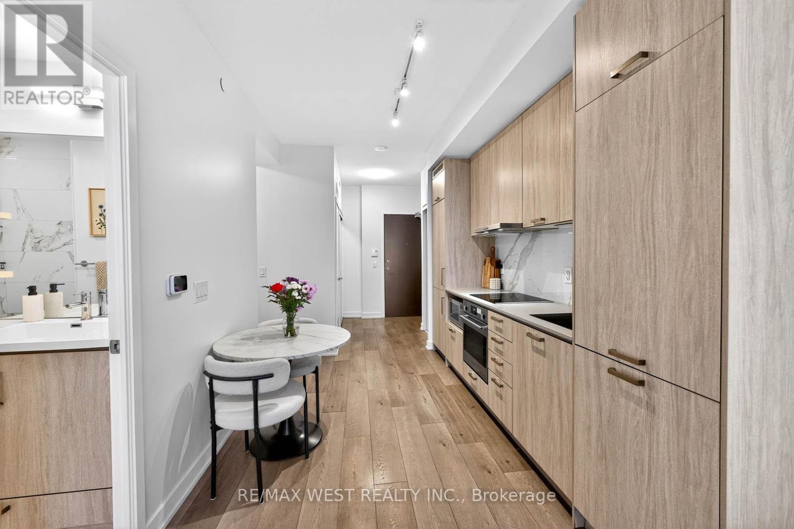 807 - 38 Honeycrisp Crescent, Vaughan, Ontario  L4K 0M7 - Photo 14 - N12801738