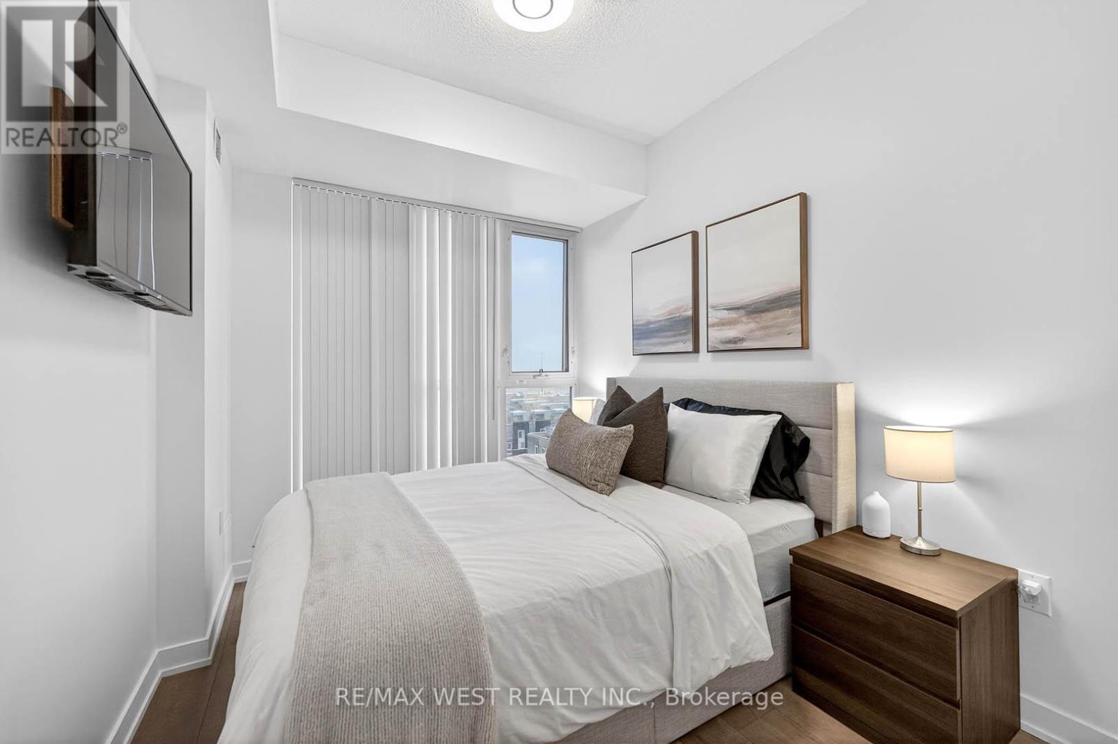 807 - 38 Honeycrisp Crescent, Vaughan, Ontario  L4K 0M7 - Photo 20 - N12801738