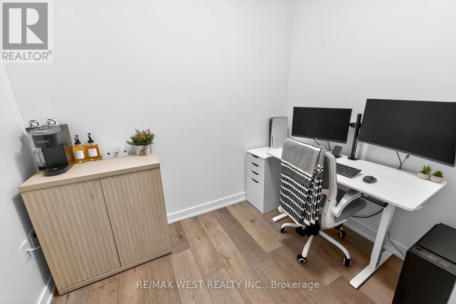 807 - 38 Honeycrisp Crescent, Vaughan, Ontario  L4K 0M7 - Photo 28 - N12801738