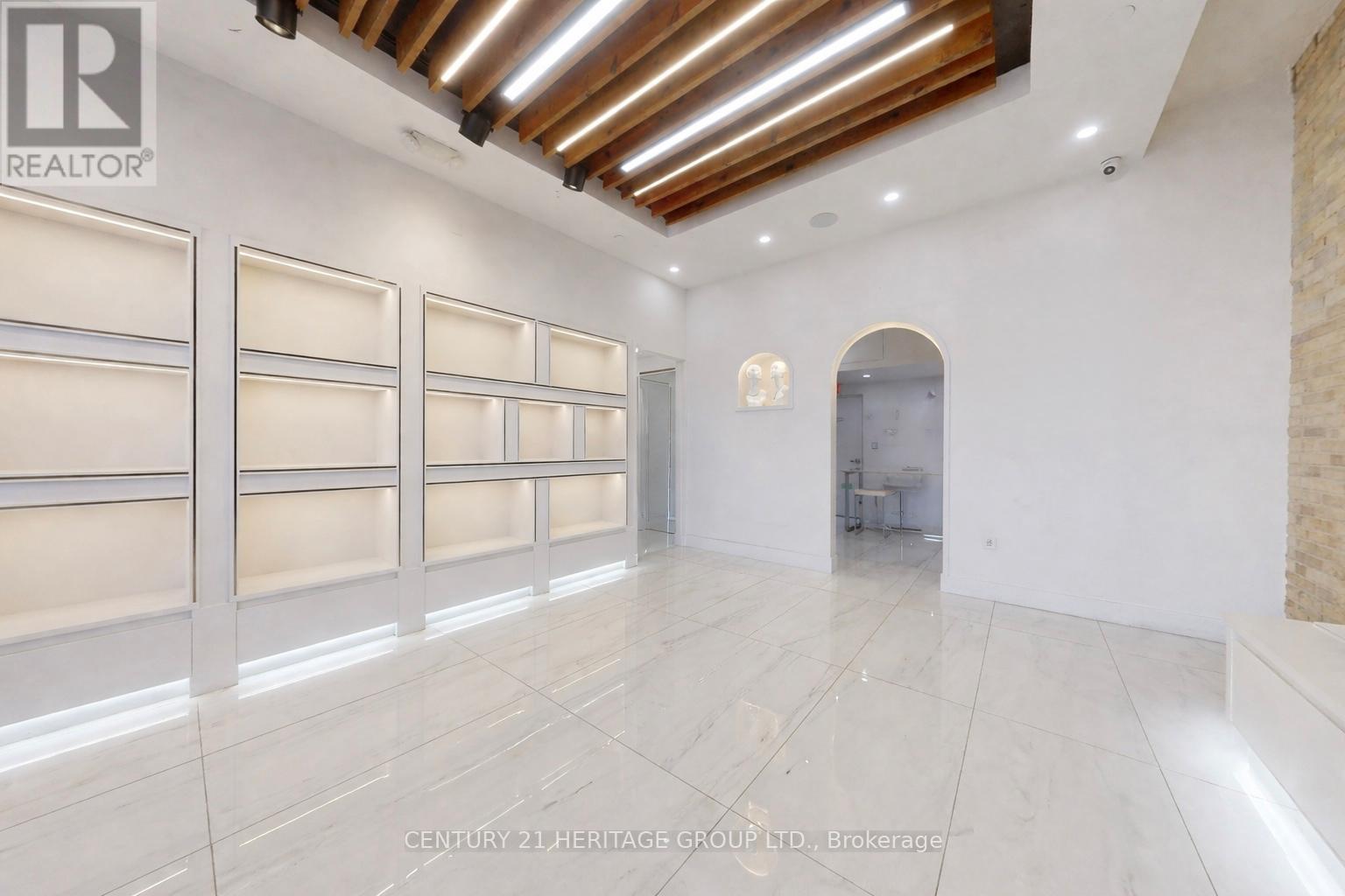 B3 - 9610 YONGE STREET, Richmond Hill, Ontario