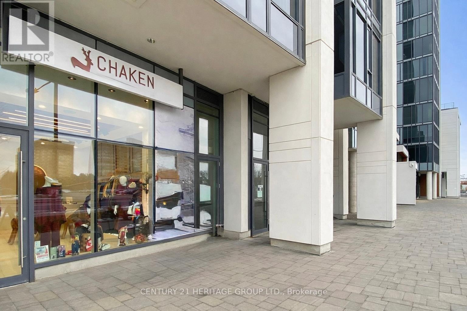 B3 - 9610 Yonge Street, Richmond Hill, Ontario  L4C 0X3 - Photo 7 - N12801808