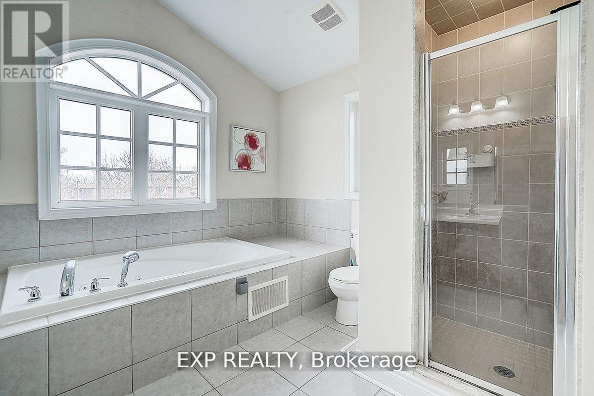 116 Dunlop Street, Richmond Hill, Ontario  L4C 0X1 - Photo 31 - N12719486