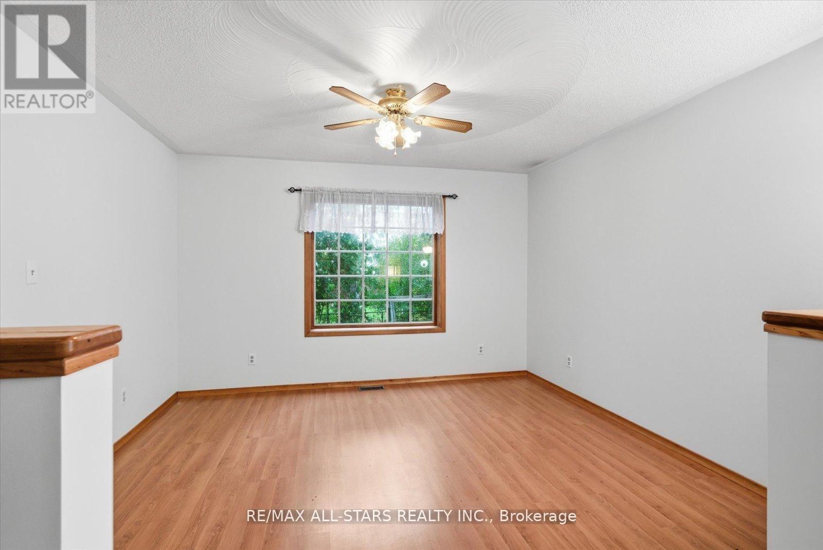 62 Evelyn Avenue, Georgina, Ontario  L4P 3C8 - Photo 12 - N12801050