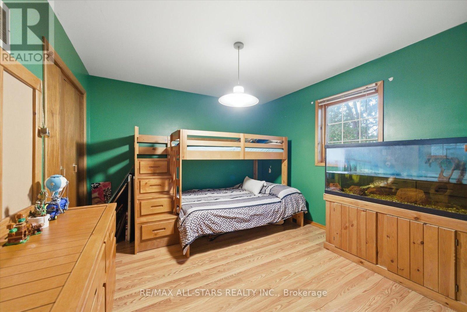 62 Evelyn Avenue, Georgina, Ontario  L4P 3C8 - Photo 34 - N12801050