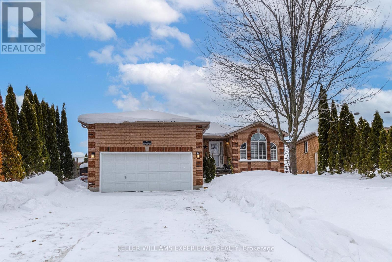 61 Silver Maple Crescent, Barrie (Holly), Ontario L4N 8S8 - Photo 1 - S12801572