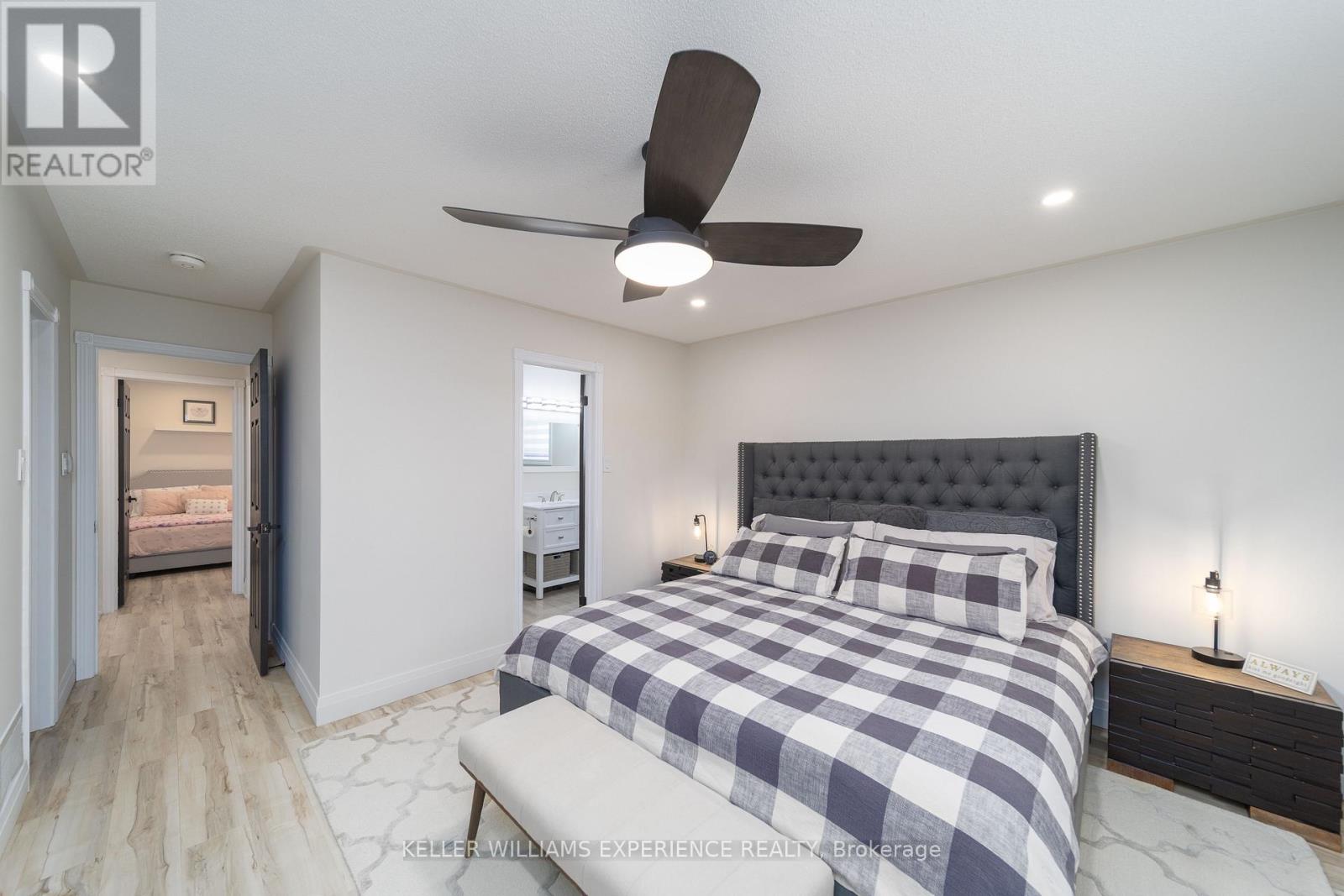 61 Silver Maple Crescent, Barrie (Holly), Ontario L4N 8S8 - Photo 14 - S12801572