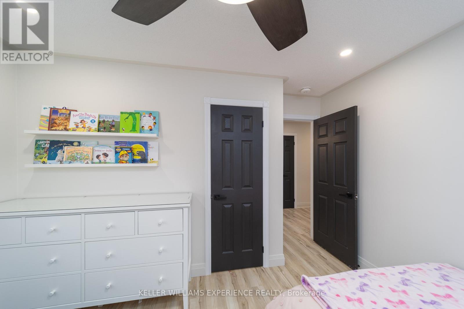 61 Silver Maple Crescent, Barrie (Holly), Ontario L4N 8S8 - Photo 20 - S12801572