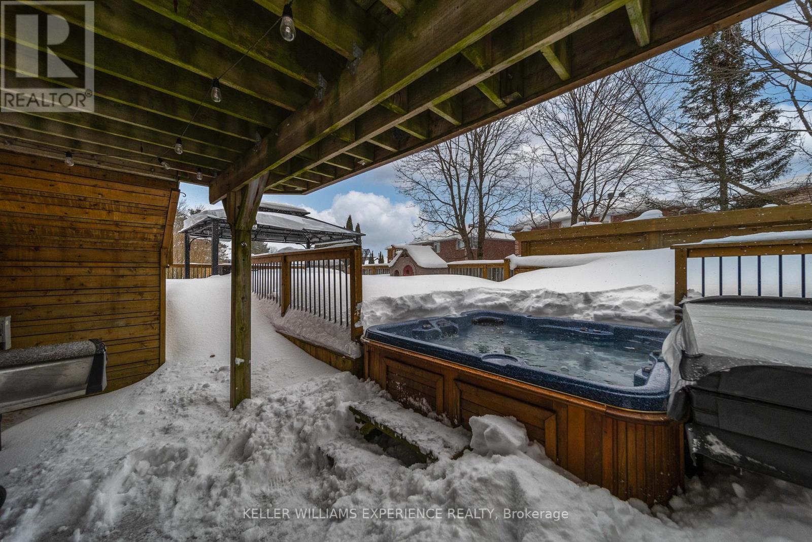 61 Silver Maple Crescent, Barrie (Holly), Ontario L4N 8S8 - Photo 34 - S12801572